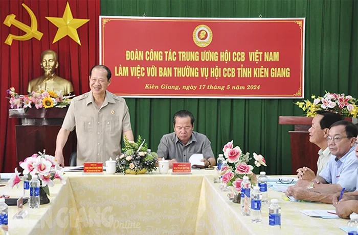 Chủ tịch Hội Cựu chiến binh Việt Nam làm việc tại tỉnh Kiên Giang